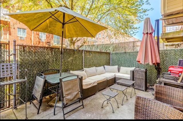 Brooklyn Spacious Space With Private Entrance, Bathroom, & Backyard - Full-Kitchen New York Exterior foto